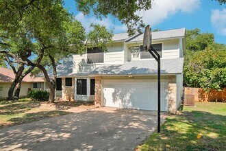 4210 Cumbria Ln in Austin, TX - Foto de edificio - Building Photo