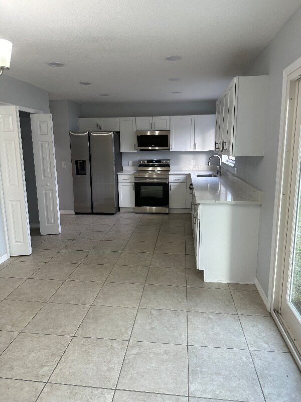 1552 Baker St NE in Palm Bay, FL - Building Photo - Building Photo