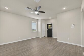 4325 Windswept Dr in Montgomery, TX - Building Photo - Building Photo