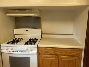 1413 32nd St NE in Cedar Rapids, IA - Building Photo - Building Photo