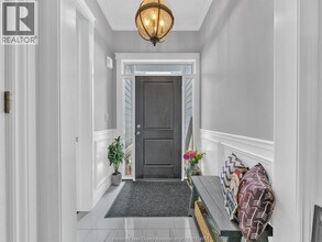 440 Brunmar Cres in Lakeshore, ON - Building Photo - Building Photo