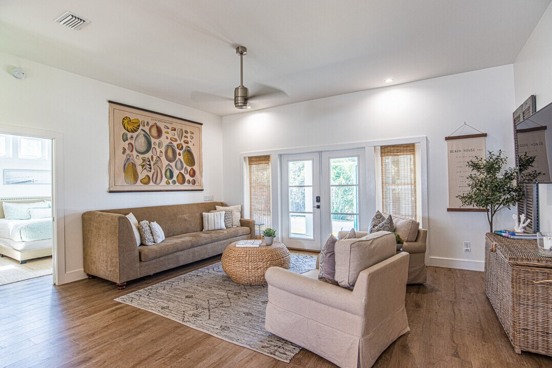 312 Governor Dr in Panama City Beach, FL - Building Photo
