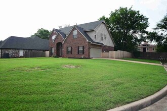 10006 E 85th Pl in Tulsa, OK - Building Photo - Building Photo