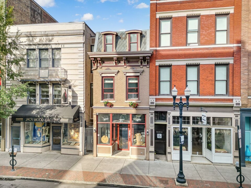 1415 Vine St in Cincinnati, OH - Foto de edificio
