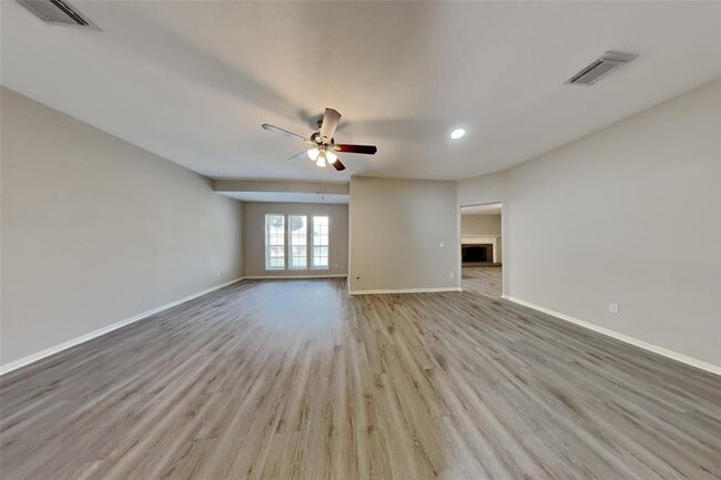 9202 Wallingham Dr in Spring, TX - Building Photo - Building Photo