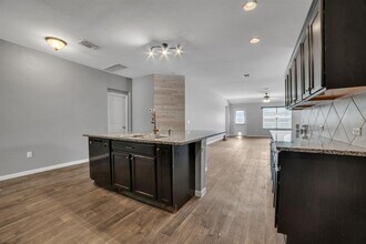 101 Acadia Cv in Hutto, TX - Building Photo - Building Photo