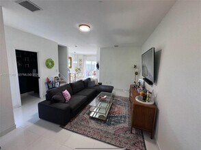 22372 SW 89th Path in Cutler Bay, FL - Building Photo - Building Photo