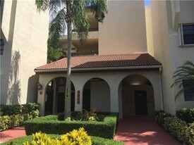 8933 SW 123rd Ct in Miami, FL - Building Photo