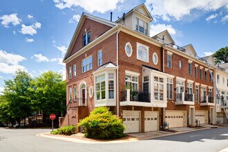 1627 Seneca Ave in McLean, VA - Building Photo - Building Photo
