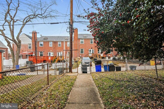 7 Enjay Ave in Catonsville, MD - Building Photo - Building Photo