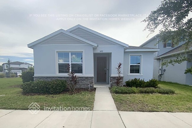 property at 1492 Grassland Ave
