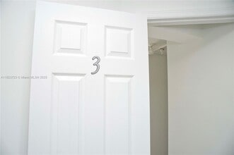 1323 N Federal Hwy in Hollywood, FL - Building Photo - Building Photo