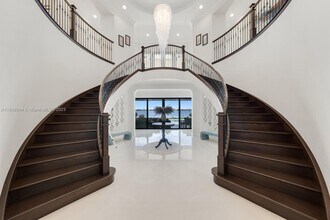 8545 Watercrest Cir E in Parkland, FL - Building Photo - Building Photo
