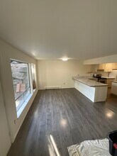 935 N 85th St, Unit #3 in Seattle, WA - Foto de edificio - Building Photo