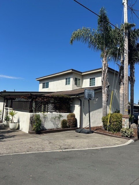 2501 Rosedale Ave, Unit B in Soquel, CA - Building Photo