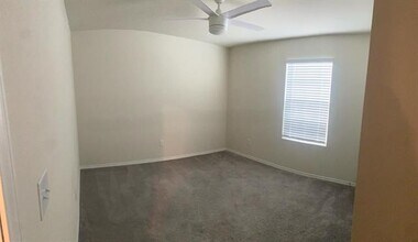 5549 Cherokee Rose Dr in Royse City, TX - Building Photo - Building Photo