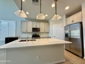1439 Flintlock Dr in San Tan Valley, AZ - Building Photo - Building Photo