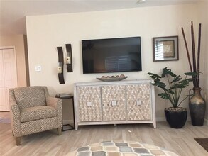 2181 Pueblo Cir in Sarasota, FL - Building Photo - Building Photo