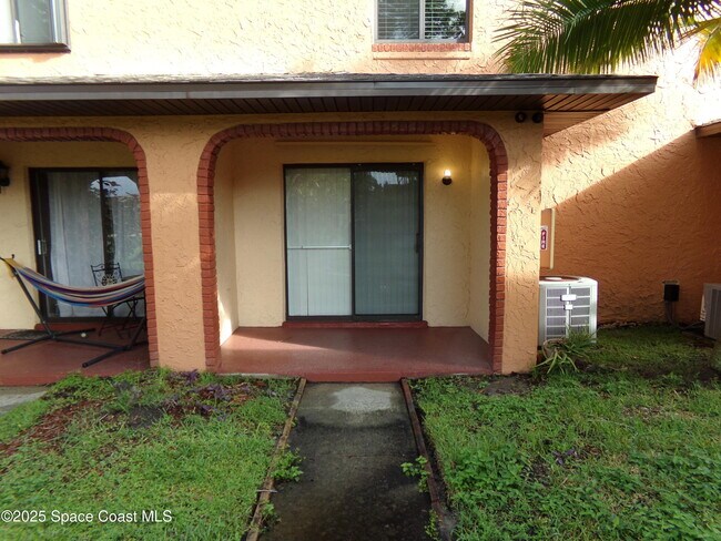 155 San Juan Cir in Melbourne, FL - Building Photo - Building Photo