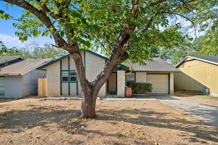 2321 Bendridge Trail in Austin, TX - Building Photo