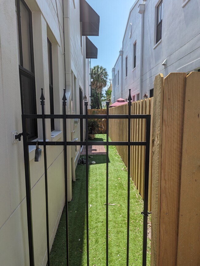 113 S Packwood Ave in Tampa, FL - Building Photo - Building Photo