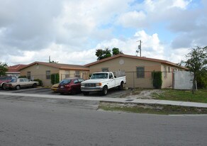 2451 NW 13th Ct in Fort Lauderdale, FL - Building Photo