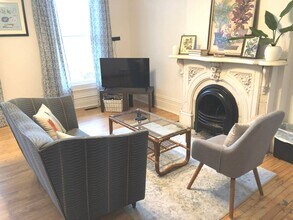 1309 Cass in Milwaukee, WI - Building Photo - Interior Photo