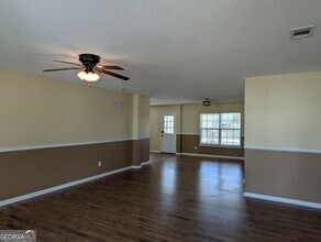 331 Winchester Dr in Pooler, GA - Building Photo - Building Photo