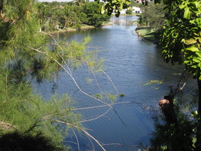 11225 W Atlantic Blvd in Coral Springs, FL - Foto de edificio - Building Photo