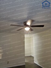 2110 NW Lindy Ave, Unit E229 in Lawton, OK - Building Photo - Building Photo