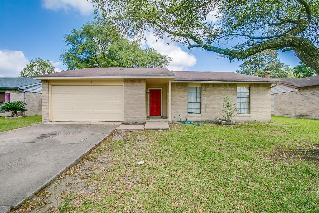 14507 Flair Dr in Houston, TX - Building Photo