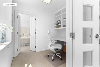 425 E 63rd St in New York, NY - Building Photo - Building Photo