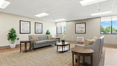 Colona House in East Moline, IL - Building Photo - Building Photo
