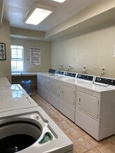 3120 Sepulveda Blvd, Unit 411 in Torrance, CA - Foto de edificio - Building Photo