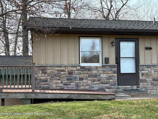 property at 505 NY-208