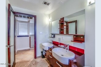 7615 E Minnezona Ave in Scottsdale, AZ - Building Photo - Building Photo