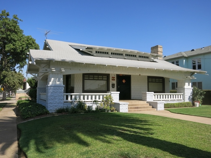 1600 S 4th St in Alhambra, CA - Building Photo