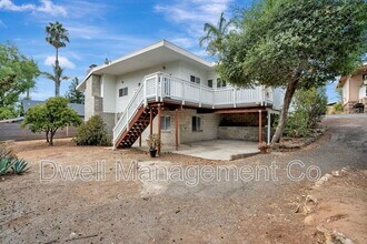 8860 Fabienne Way in La Mesa, CA - Building Photo - Building Photo