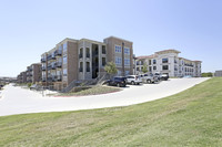 The Hudson - Phase II in The Colony, TX - Foto de edificio - Building Photo