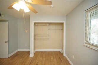 760 S Village Dr in St. Petersburg, FL - Building Photo - Building Photo