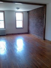 199 Buffalo Ave in Brooklyn, NY - Building Photo - Interior Photo