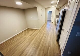 110 Magnolia Vw SE in Calgary, AB - Building Photo - Building Photo