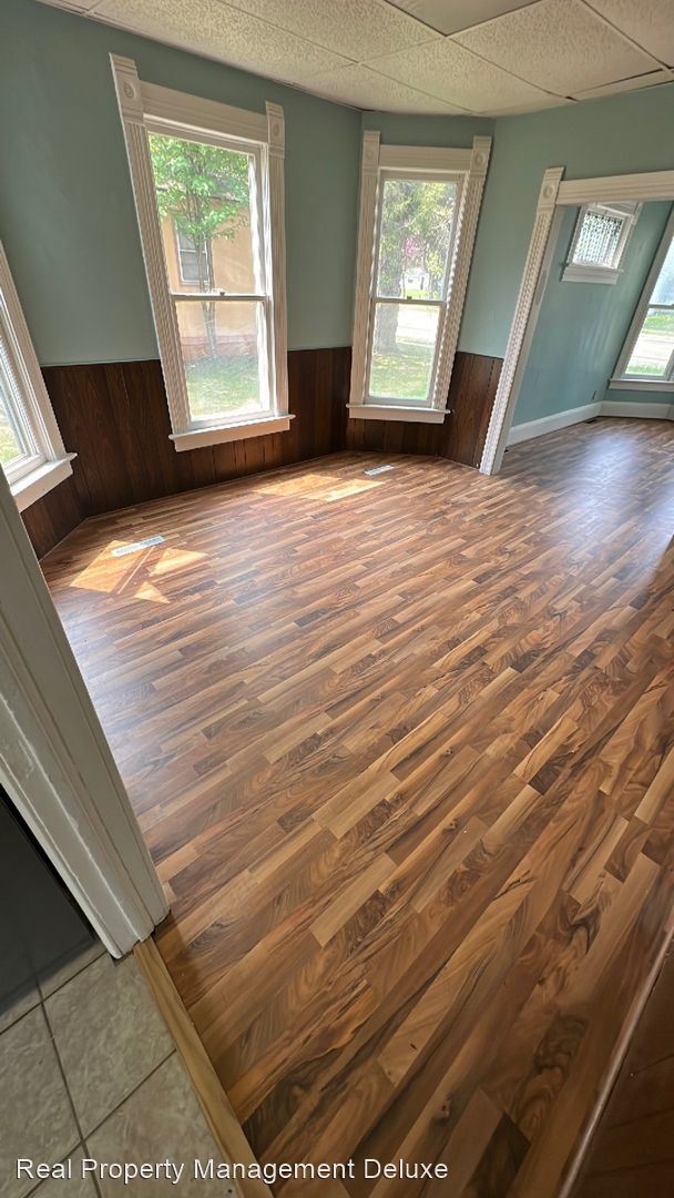 314 6th St SE photo'