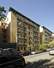 410 E 65th St in New York, NY - Building Photo - Building Photo