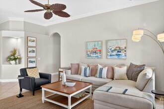 8943 Greenwich Hills Way in Ft. Myers, FL - Building Photo - Building Photo
