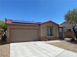 7956 Skyline View Ct in Las Vegas, NV - Building Photo - Building Photo
