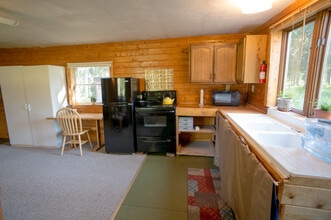 114 Boaters Ln, Unit B in Fairbanks, AK - Building Photo - Building Photo