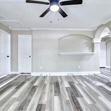 7838 Maxwell Ave in Dallas, TX - Building Photo - Building Photo