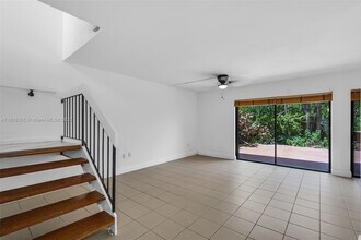 7026 SW 106th Pl in Miami, FL - Building Photo - Building Photo