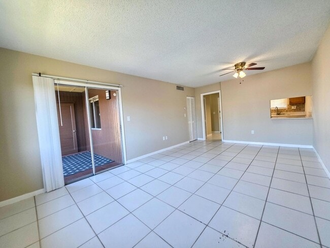 property at 6106 Forest Hill Blvd